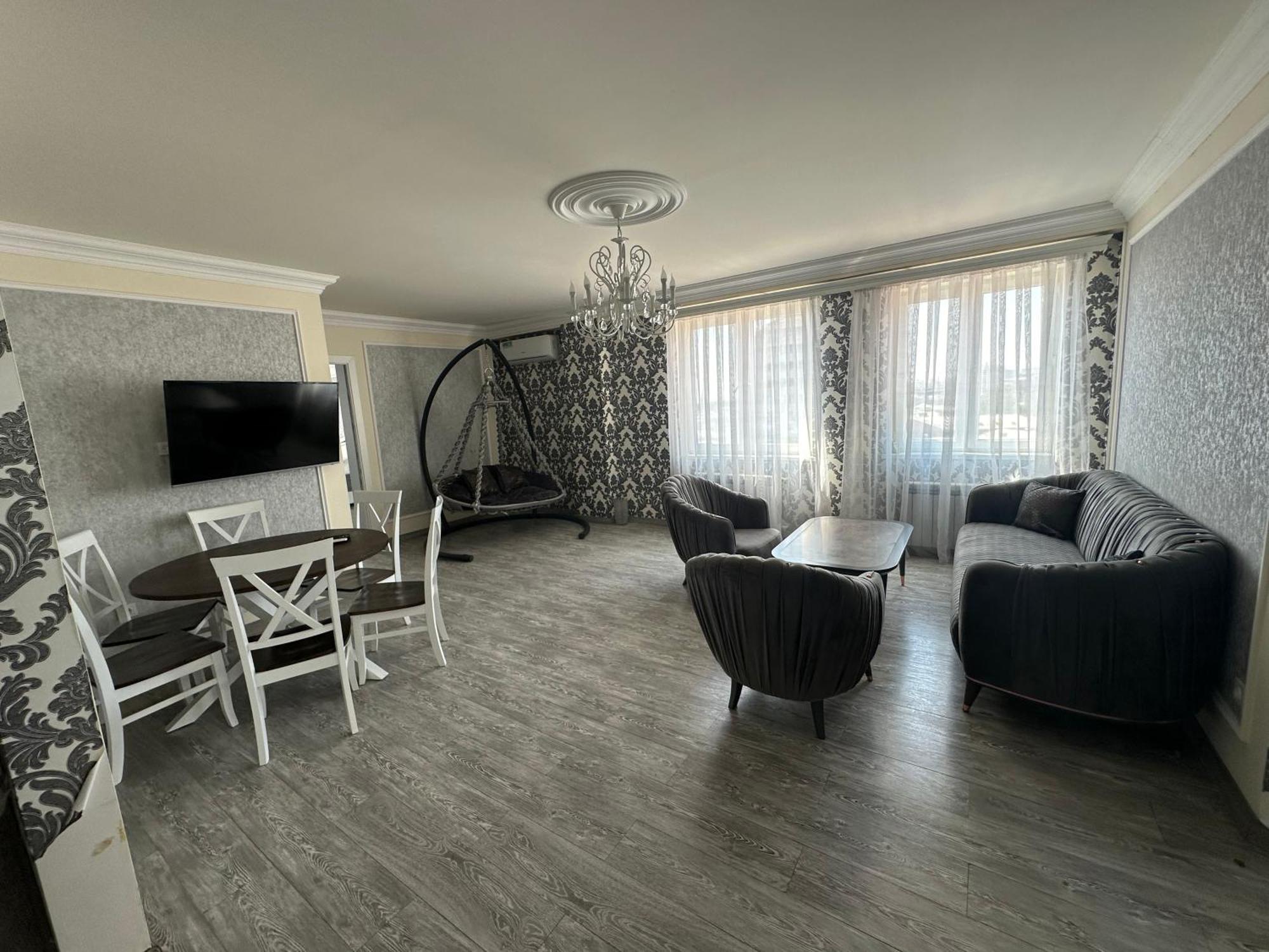 Beautiful Apartment In Yerevan) Esterno foto