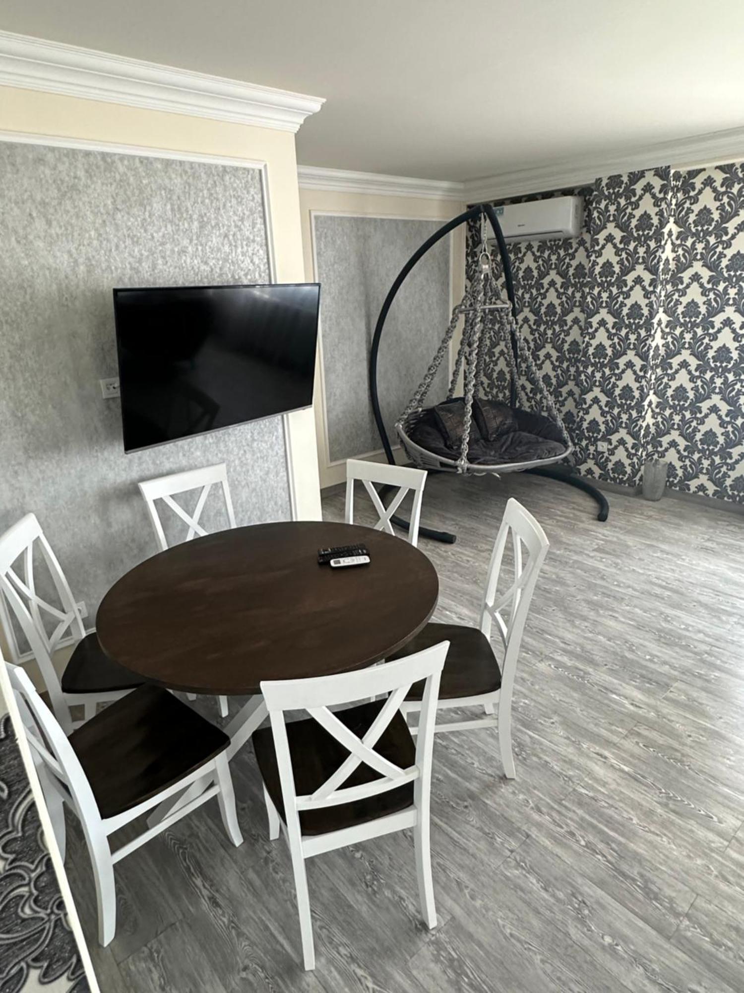 Beautiful Apartment In Yerevan) Esterno foto